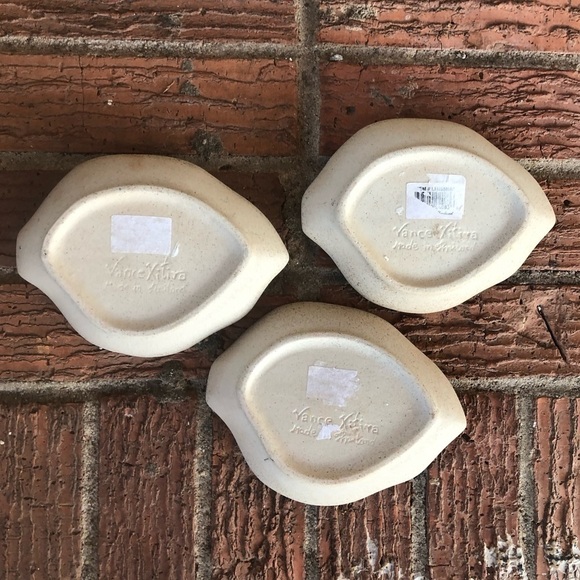 Set of 3 Vance Kitira Pottery Leaf Shaped Unglazed Candle Stick Holders - Picture 2 of 8